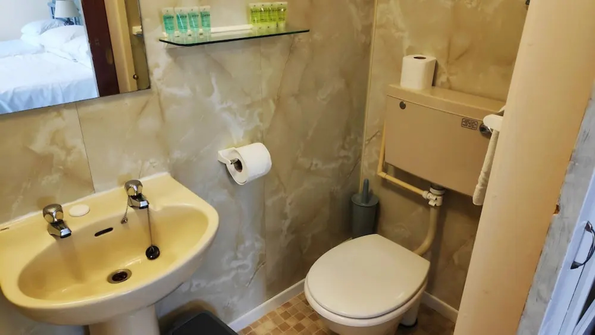 OYO Elnor Guest House