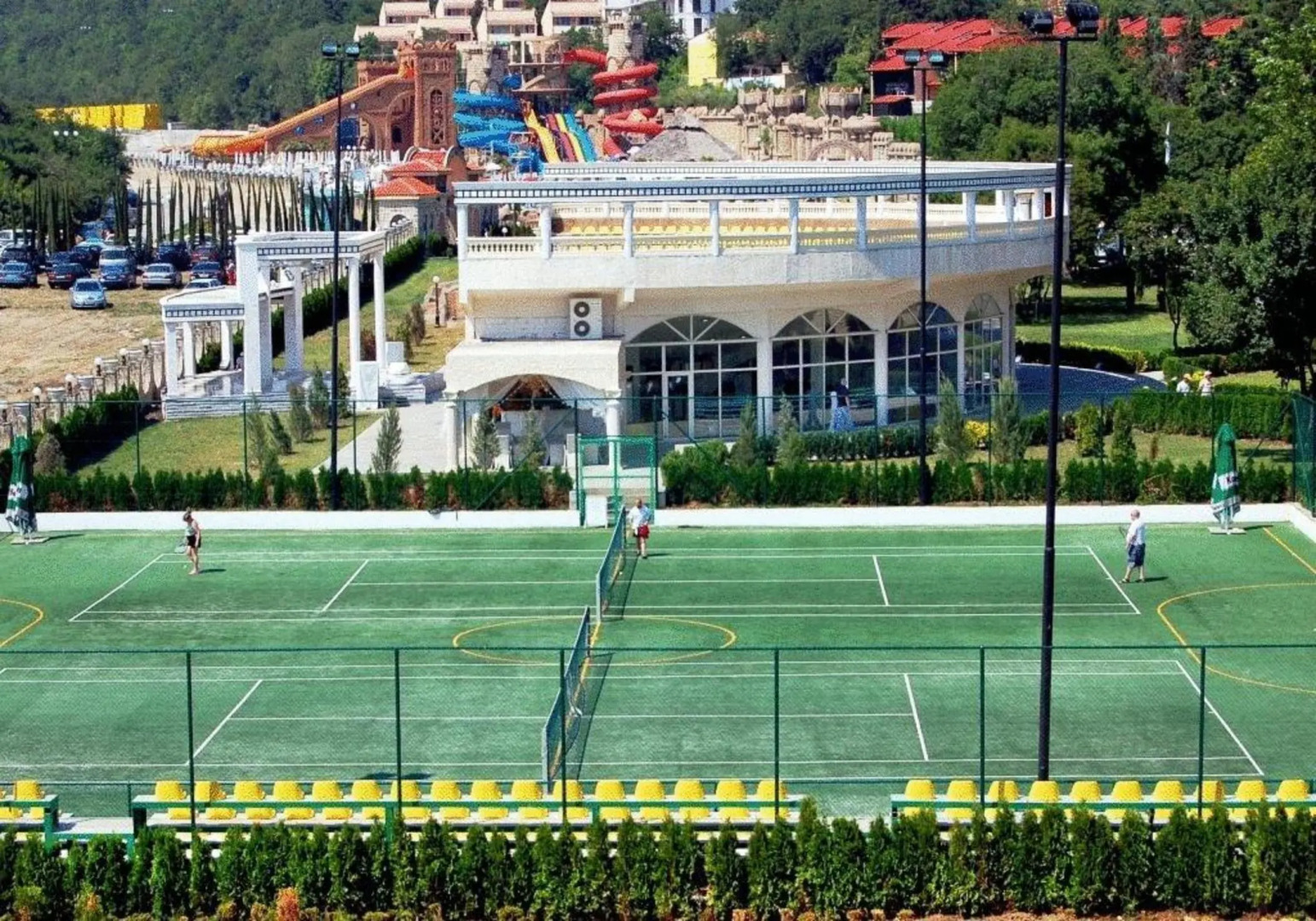 Elenite Holiday Village