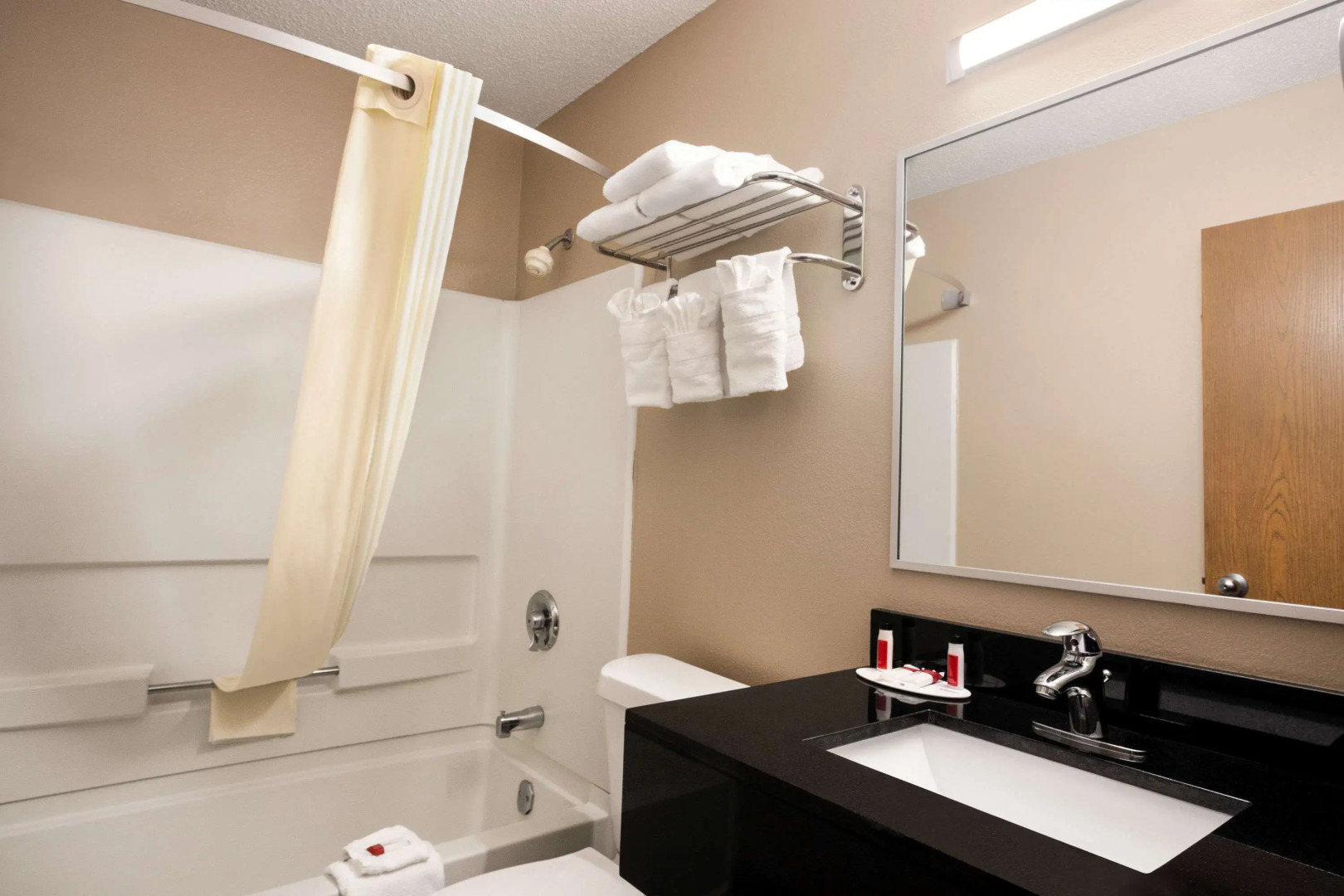 Super 8 by Wyndham Mayfield