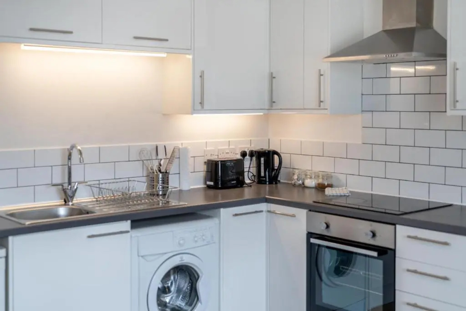 Stansted Airport & Bishops Stortford Town Centre Professional Apartment