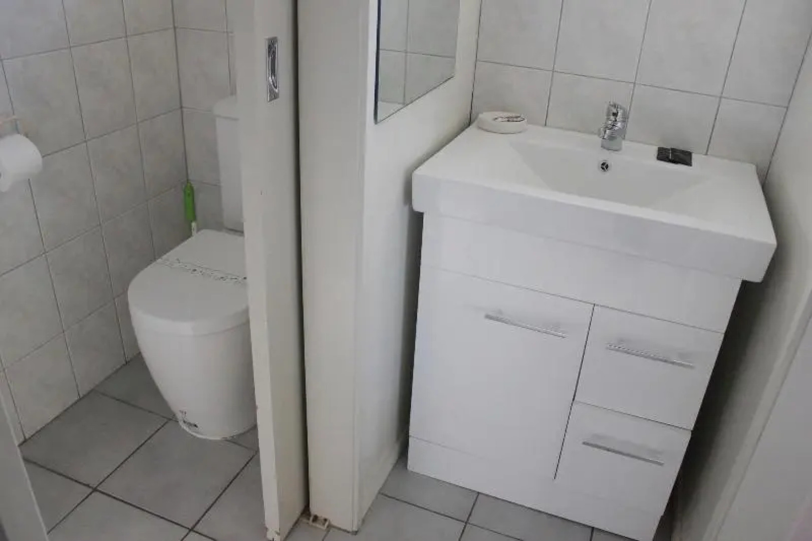 Waiteti Lakefront Motel