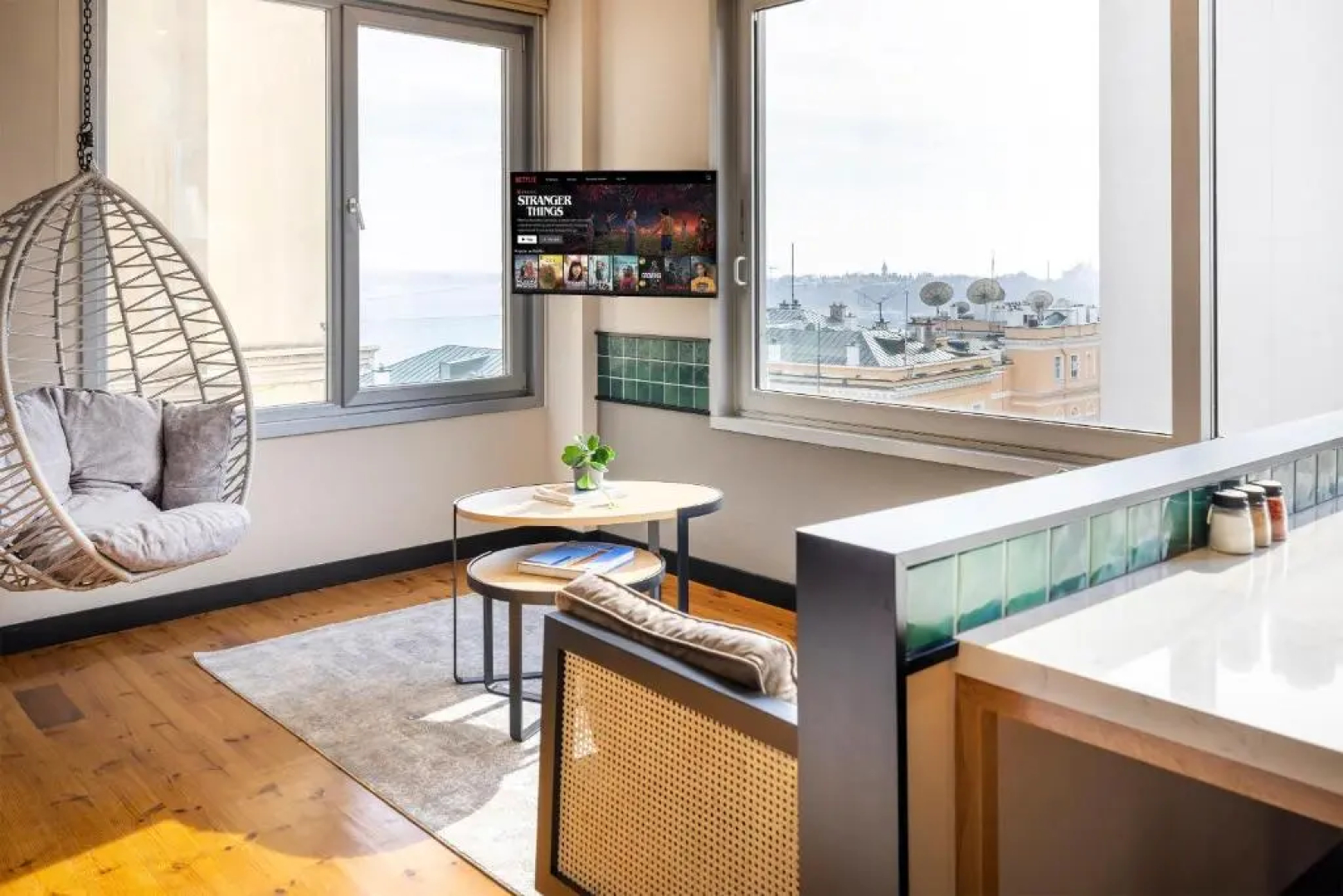 Upside Apartments