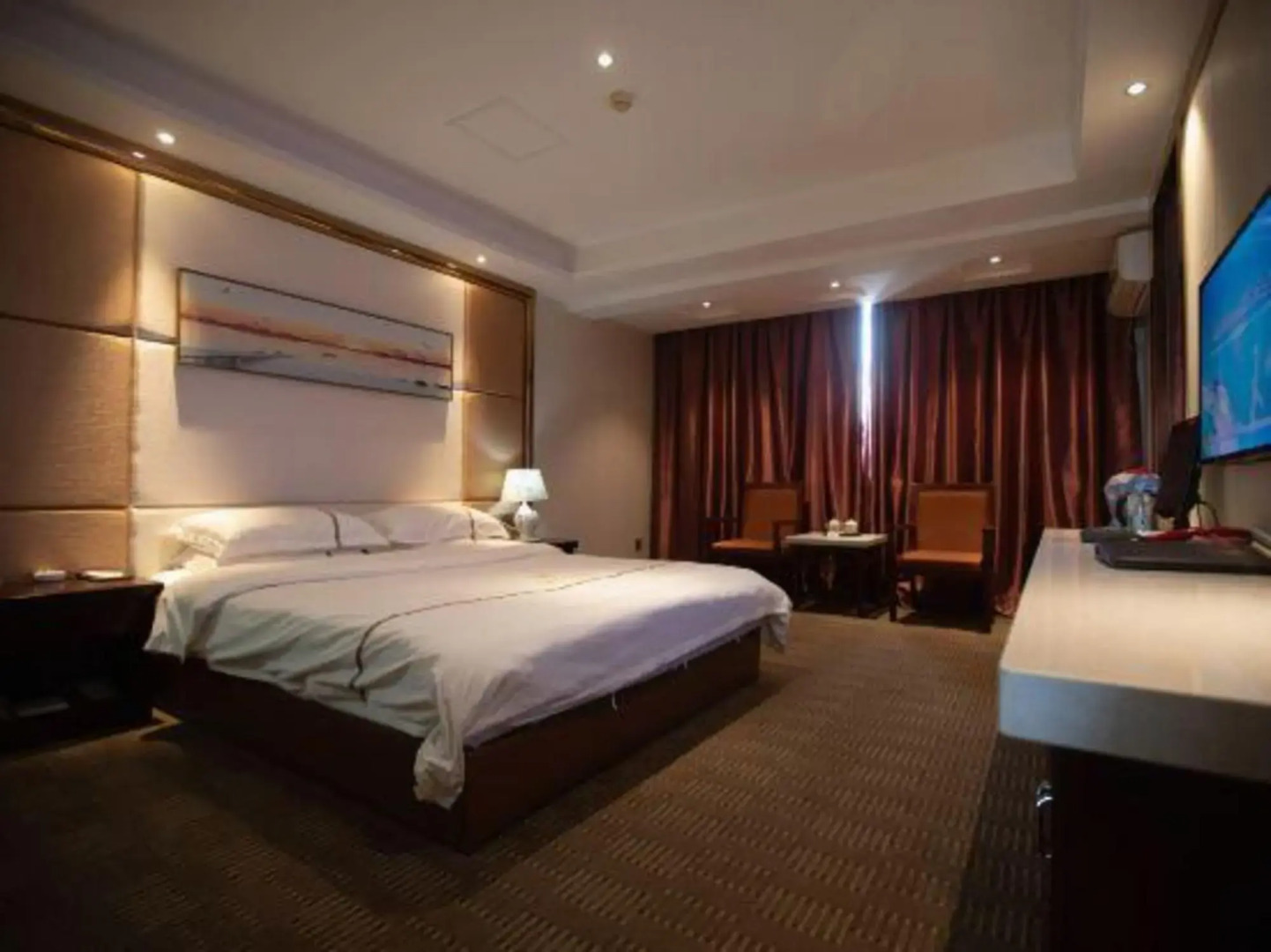 Shengshi Huadu Hotel