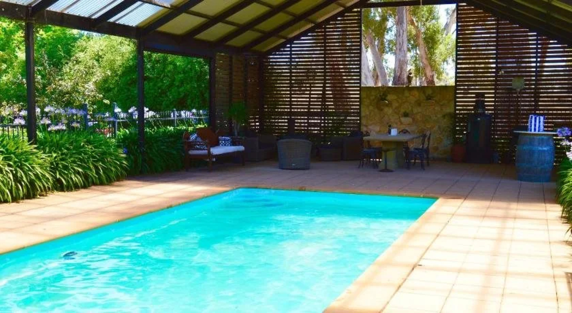 Adelaide Hills Bonney Berg Bed & Breakfast