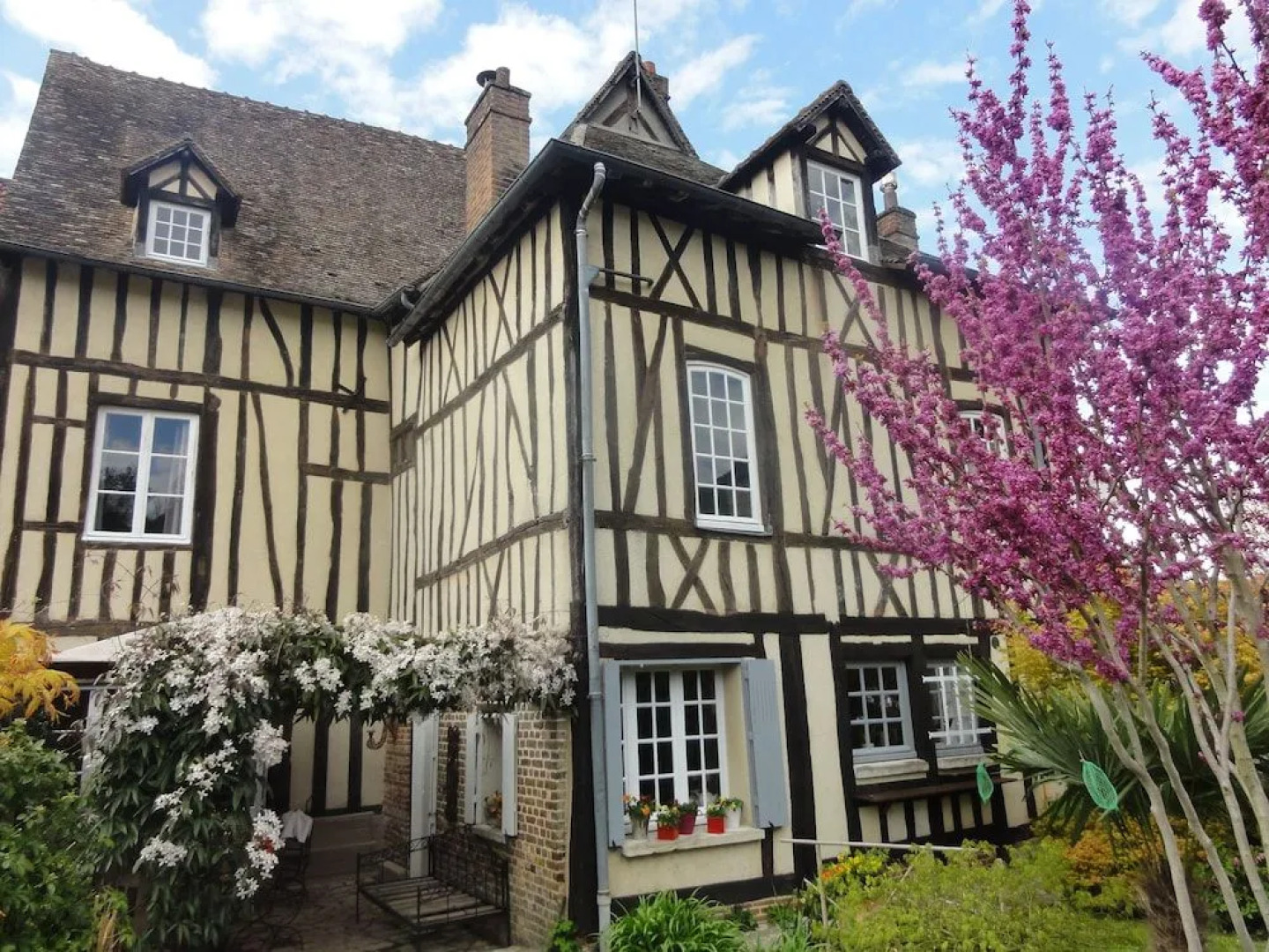 Prieuré Saint Léonard