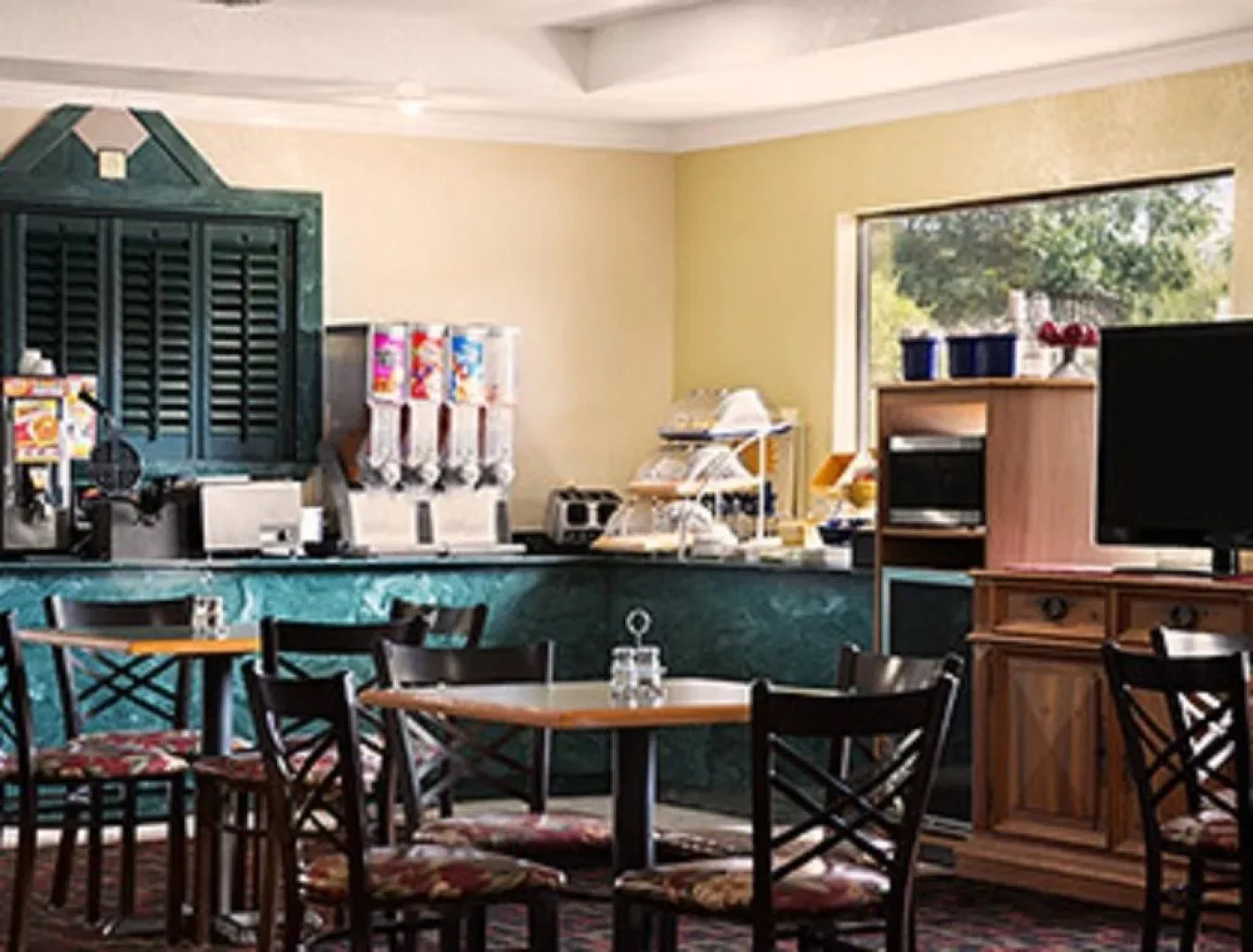 Days Inn and Suites Stuttgart