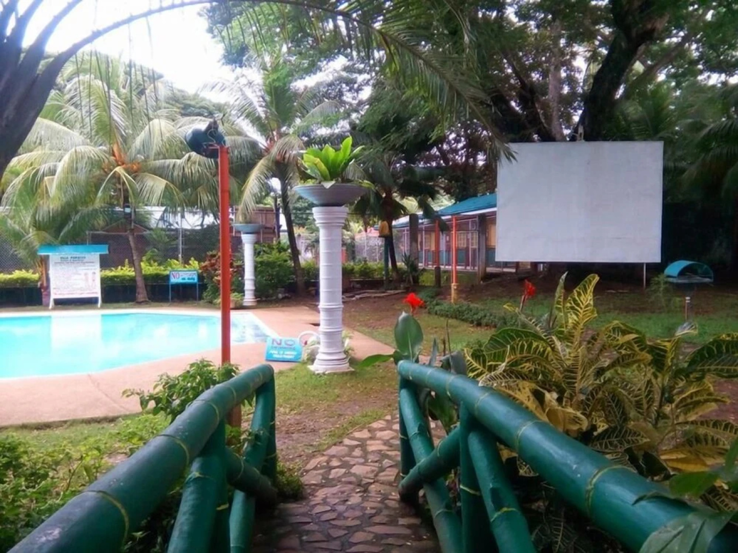 Villa Paraiso Resort & Waterpark