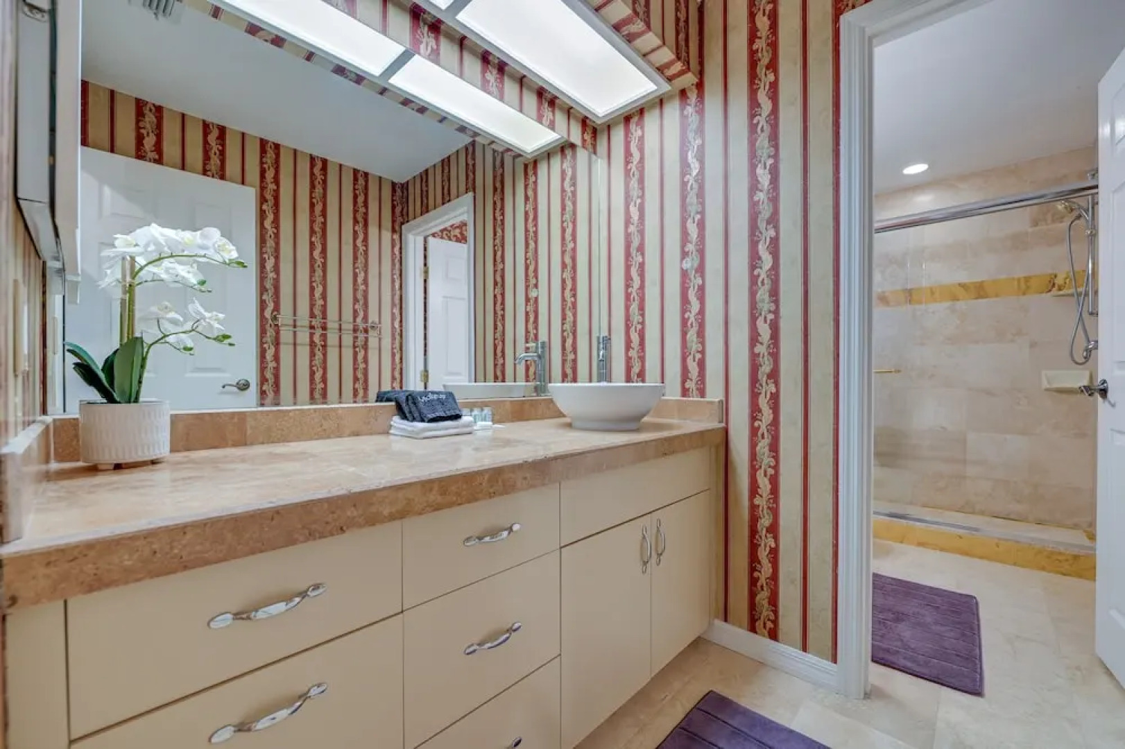 Palm Harbor Vacation Rental: 7 Mi to Beach!