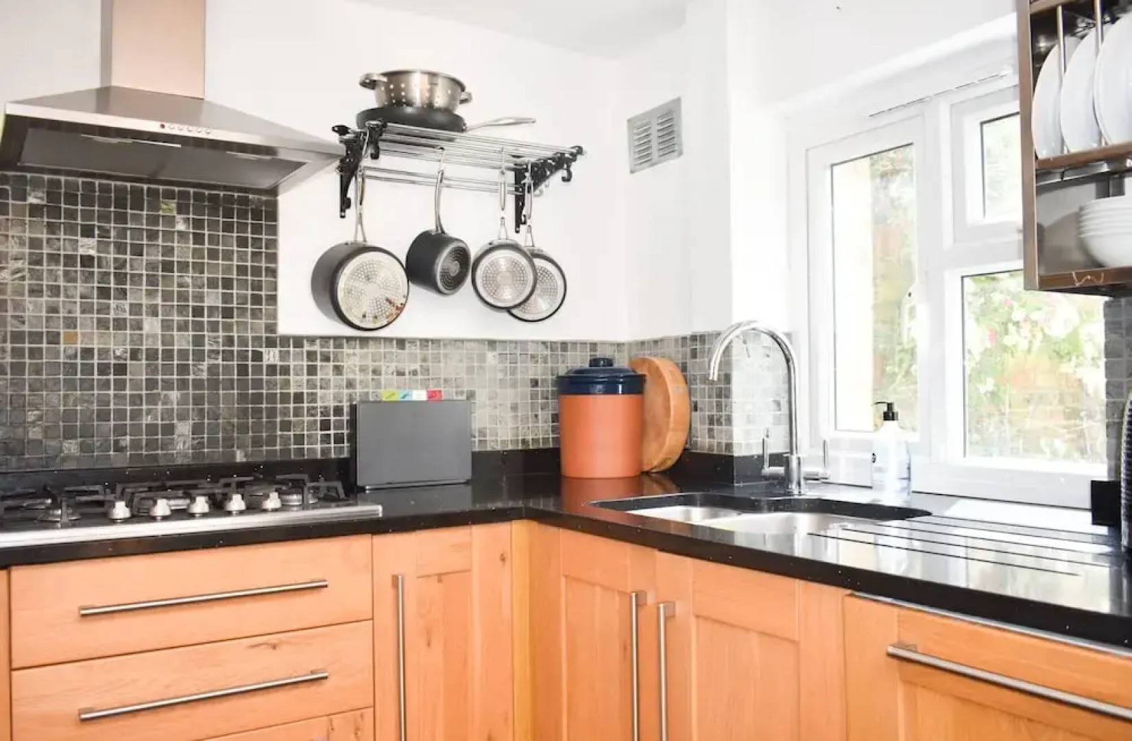 Beautifully Presented 3 Bedroom Brighton Townhouse