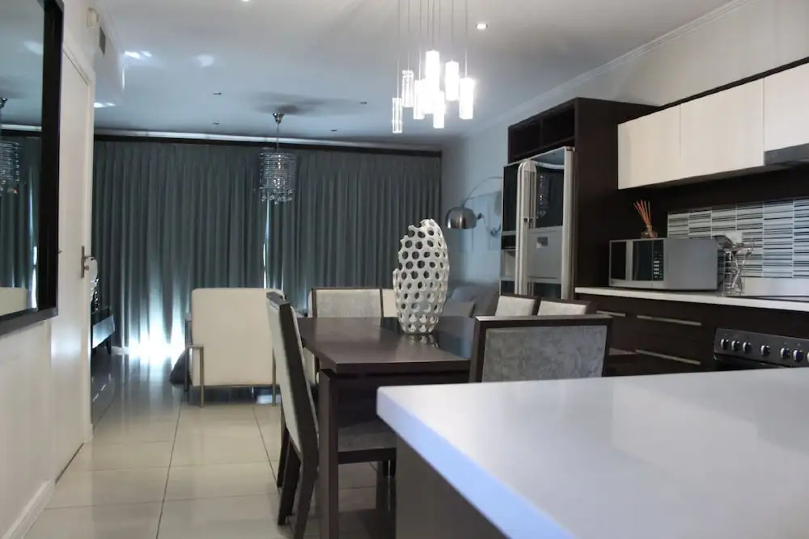 Urban Hip Hotels - The Nicol