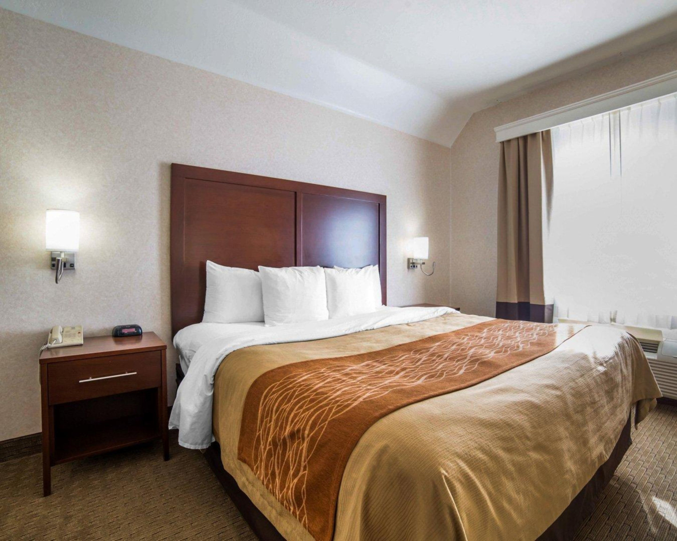 Quality Inn & Suites near NAS Fallon