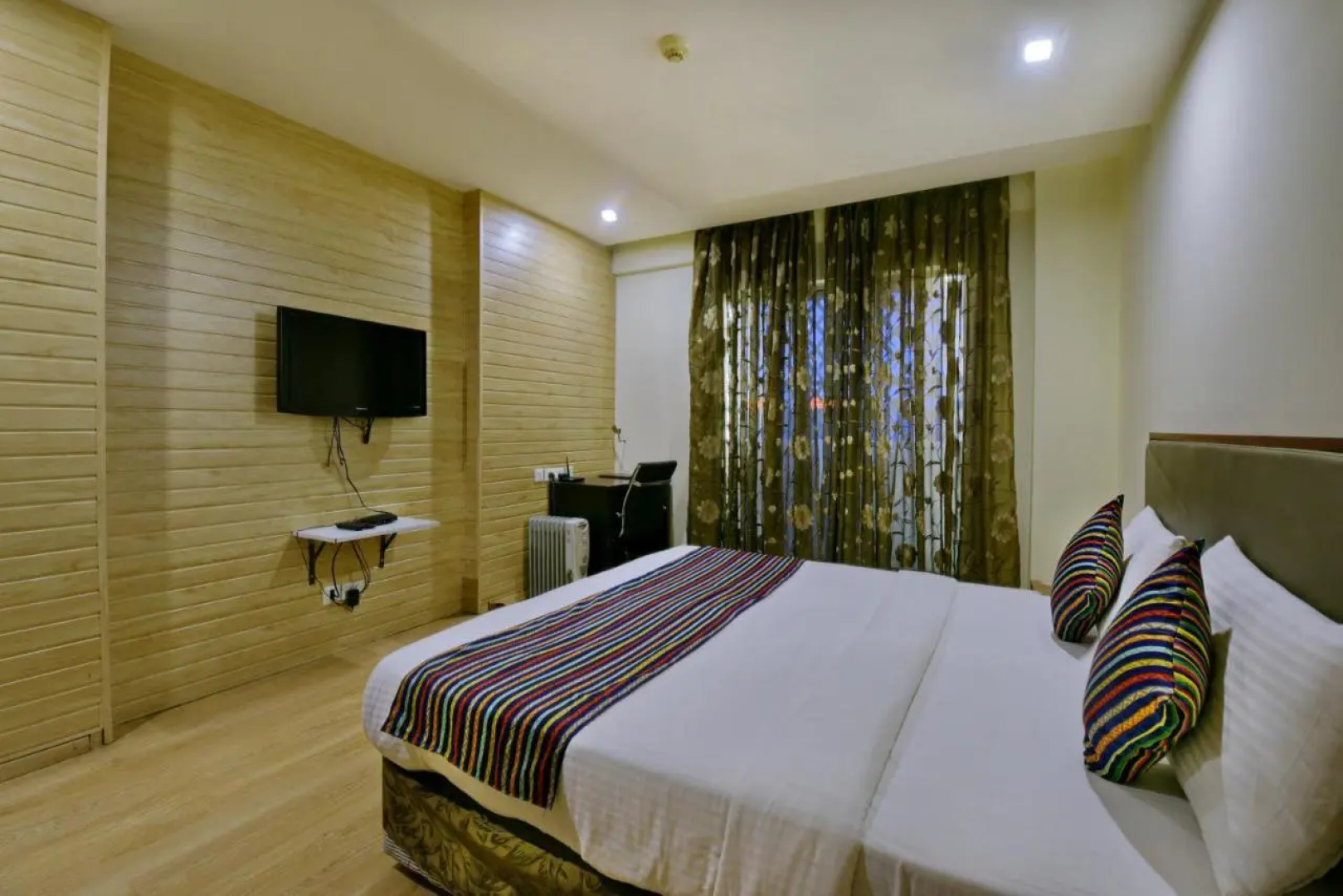 Hotel Lotus Paradise