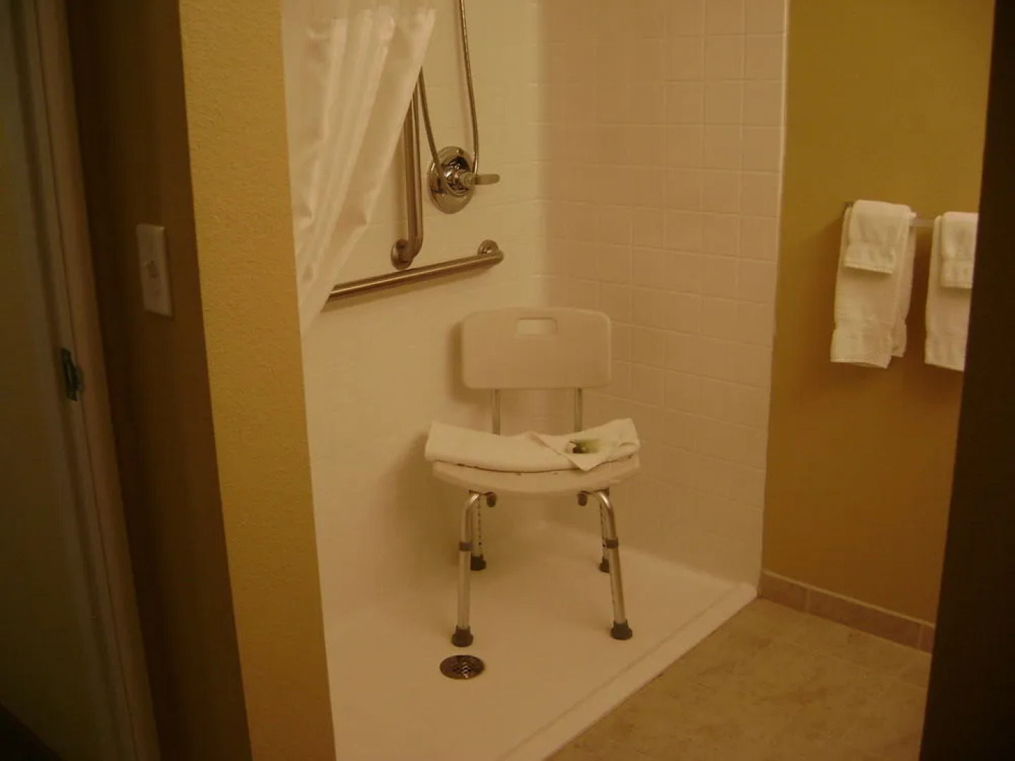 GrandStay Hotel and Suites