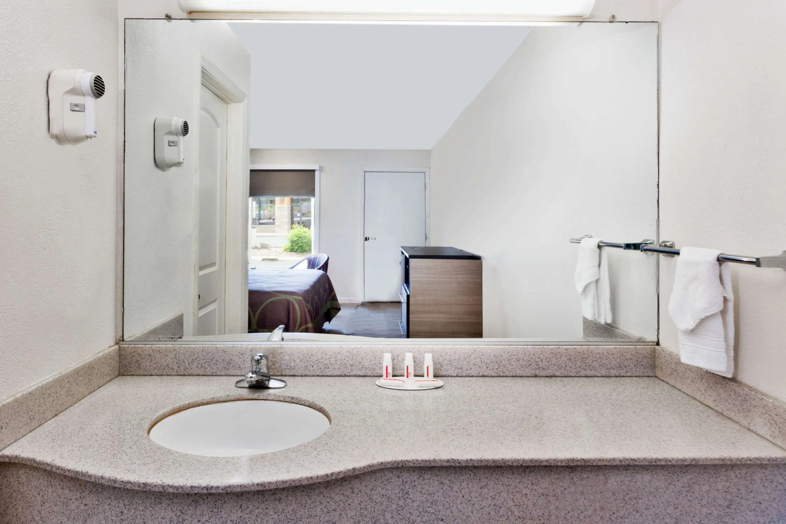 Super 8 by Wyndham Ringgold/Chattanooga Area