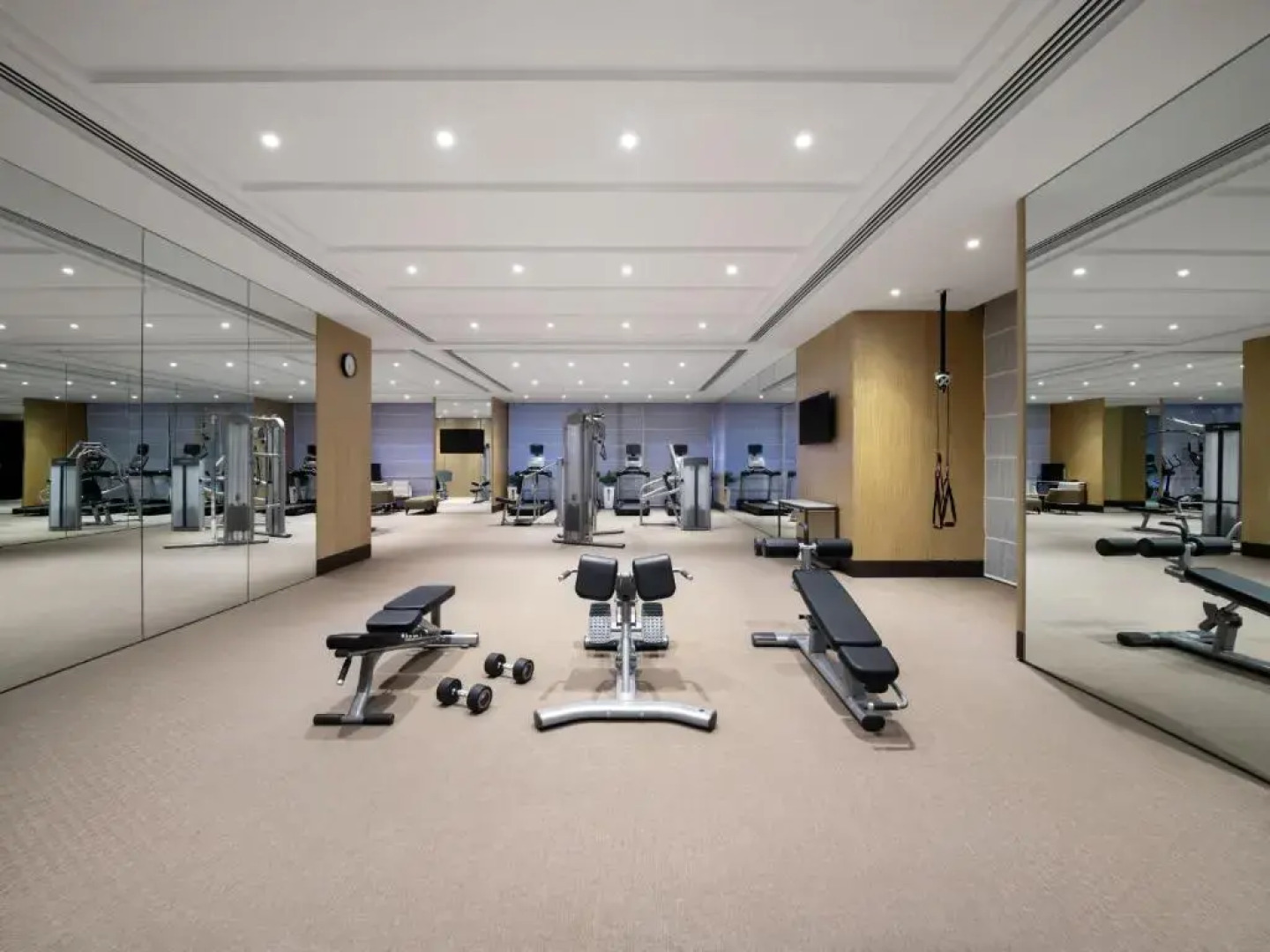 New World Langfang Hotel