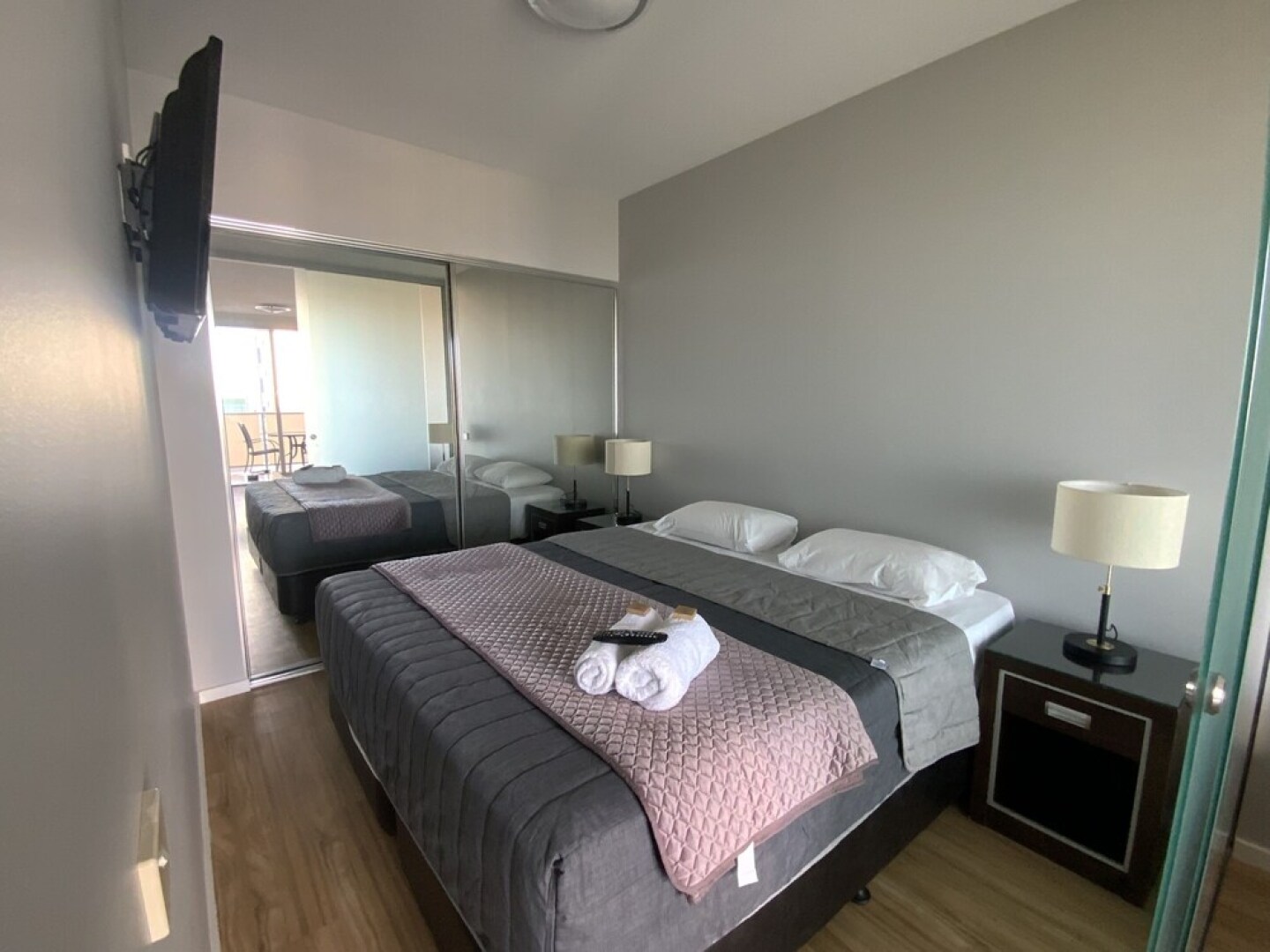 B7 Honeysuckle Executive Apartments