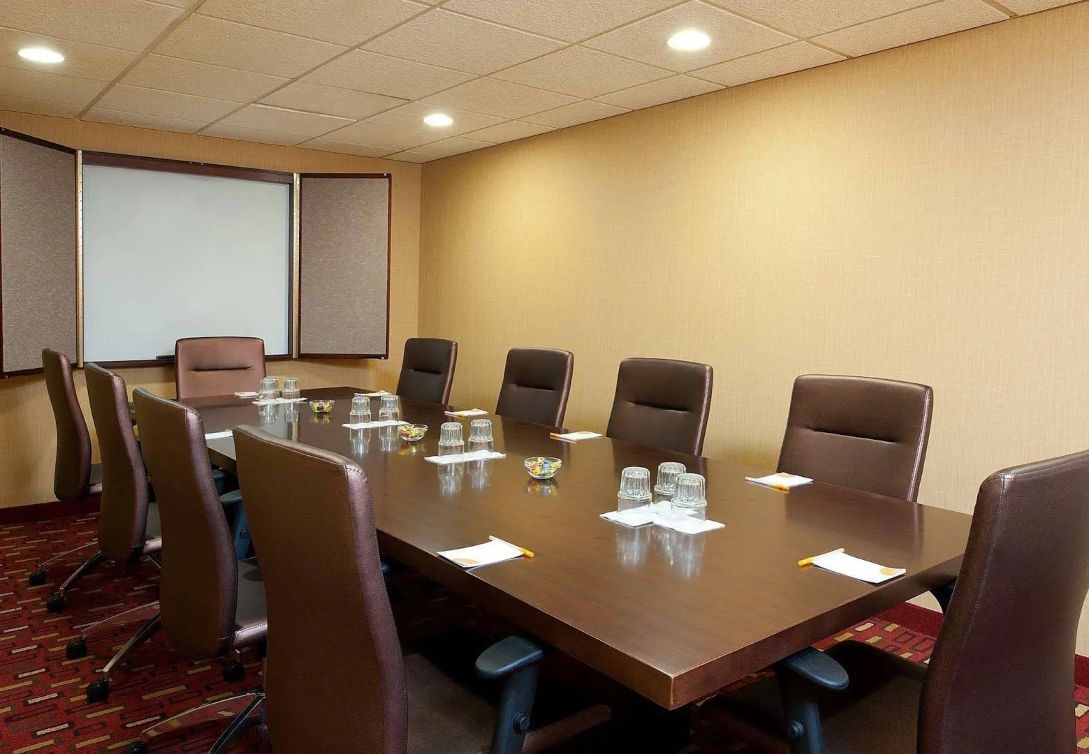 Courtyard Chicago Elmhurst/Oakbrook Area