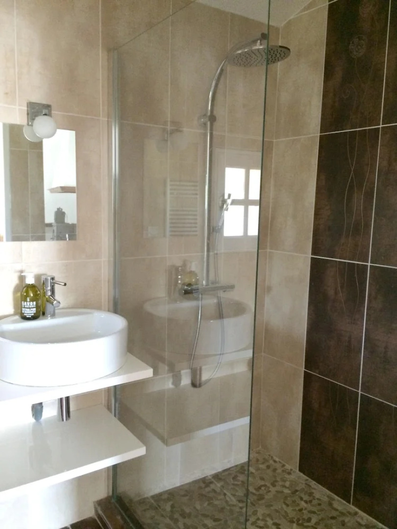 Apartment With 2 Bedrooms in Montauriol, With Pool Access, Furnished G