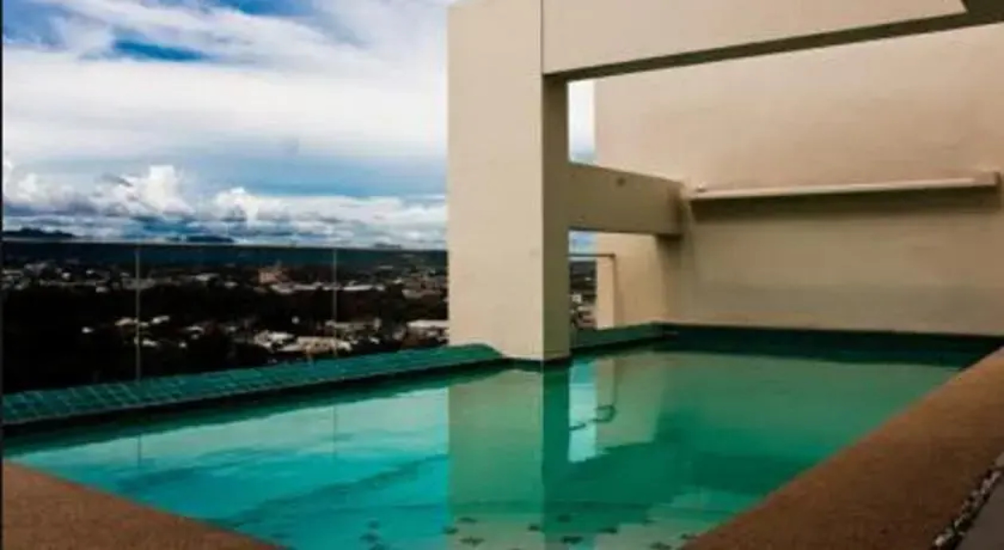 Unit 703 CityScape Hotel