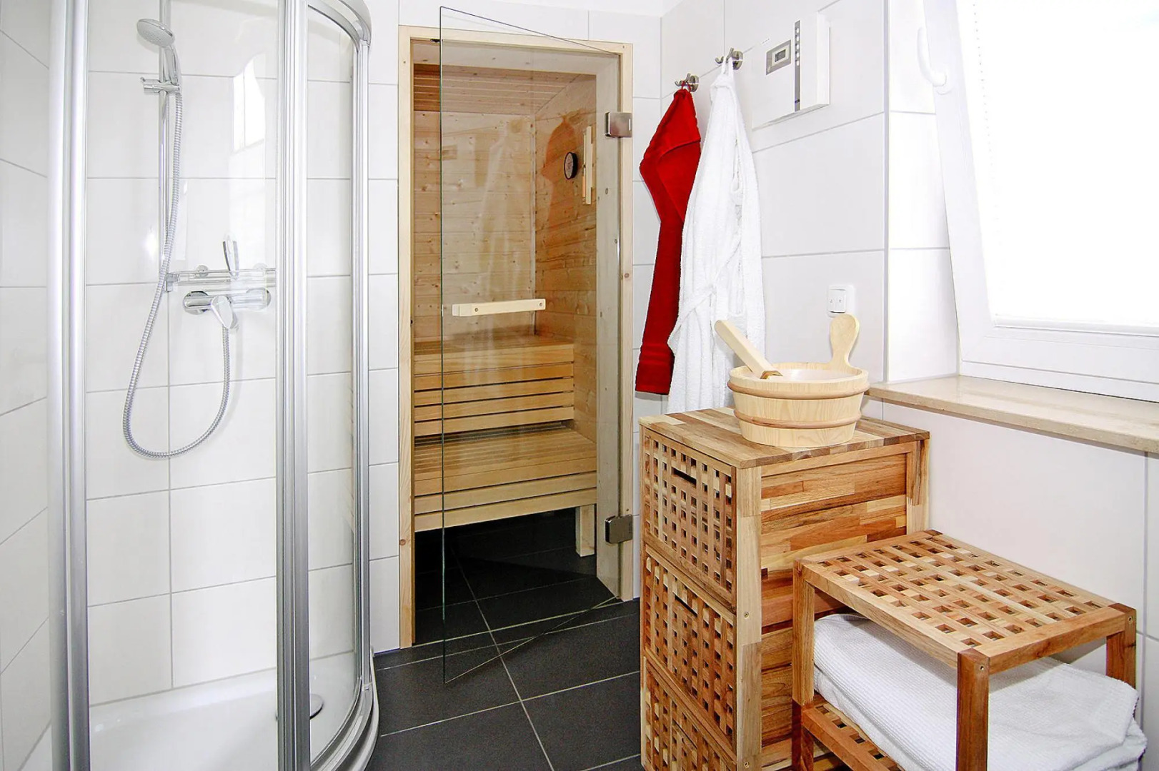 "Hafenhaus" holiday home in the port village of Vieregge - with sauna, fireplace and WiFi