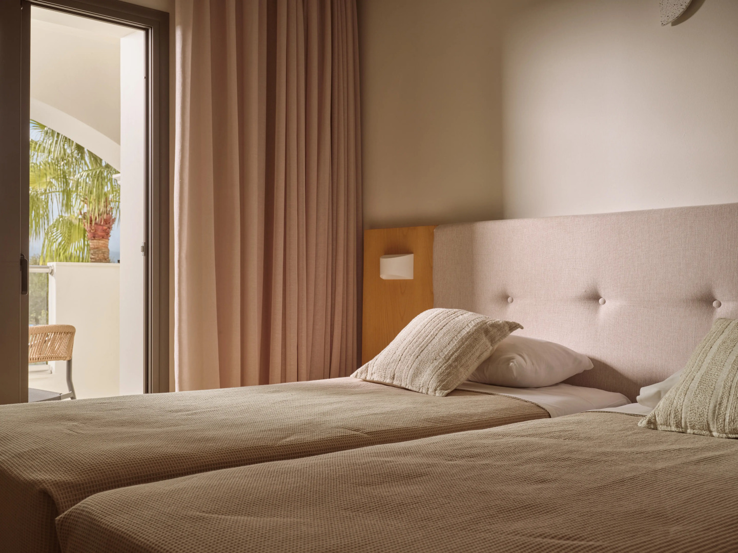 Отель Zante Atlantis