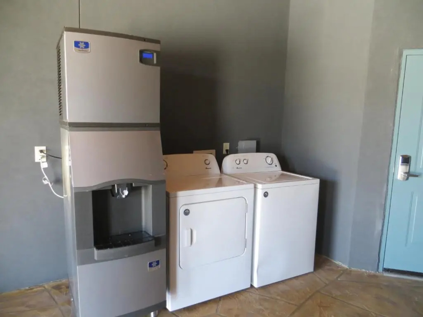 Hotel Blue - Woodlands