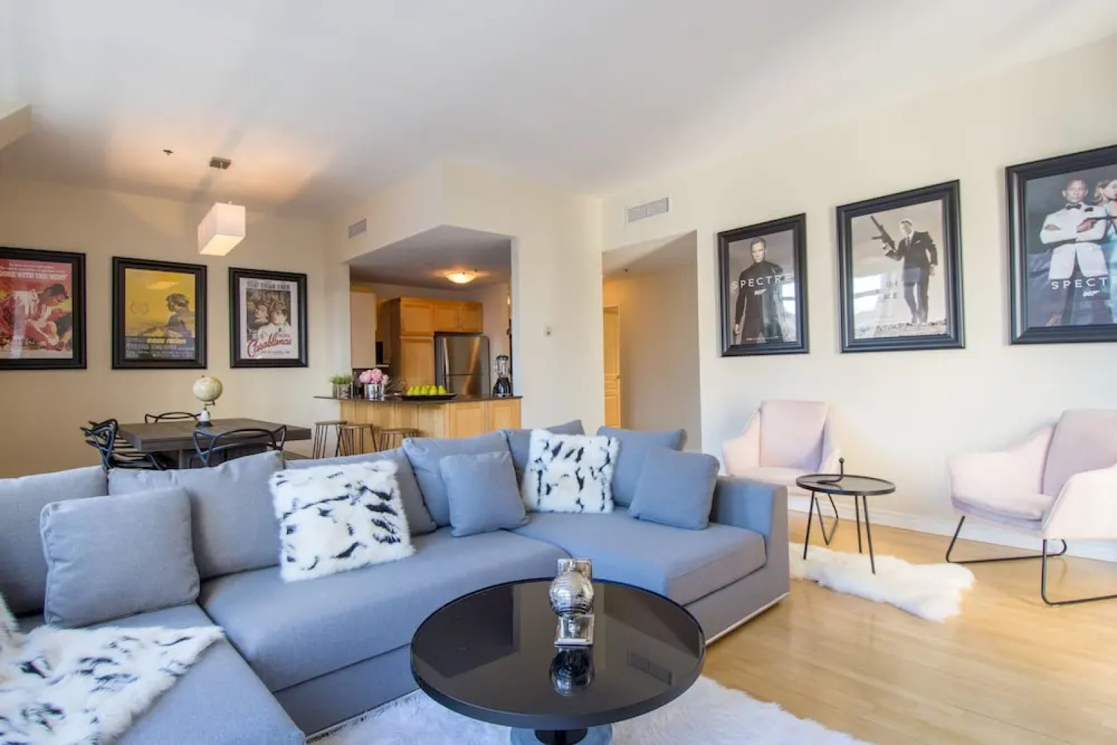 Airy Downtown Apartments by Nuage