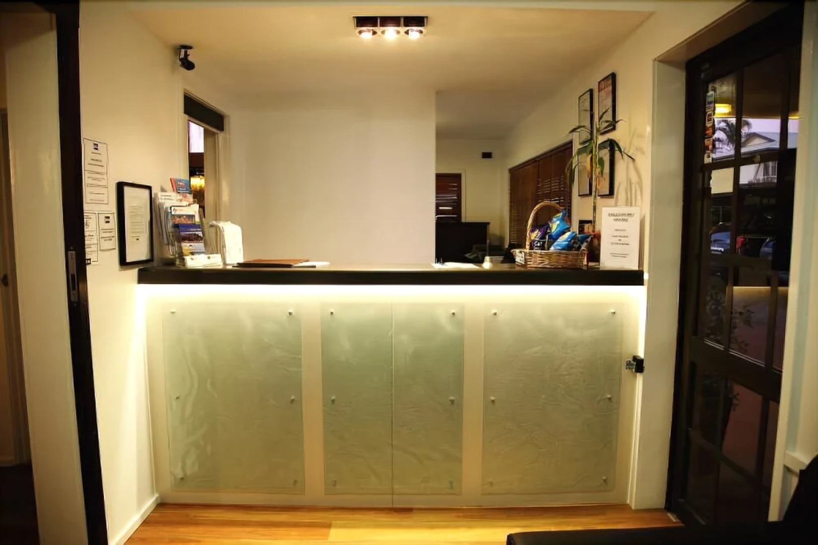 Cascade Motel In Townsville