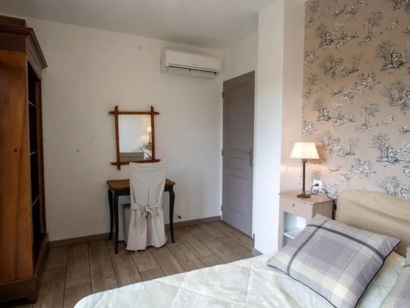 Gîte Sainte-Mondane, 3 pièces, 4 personnes - FR-1-616-258