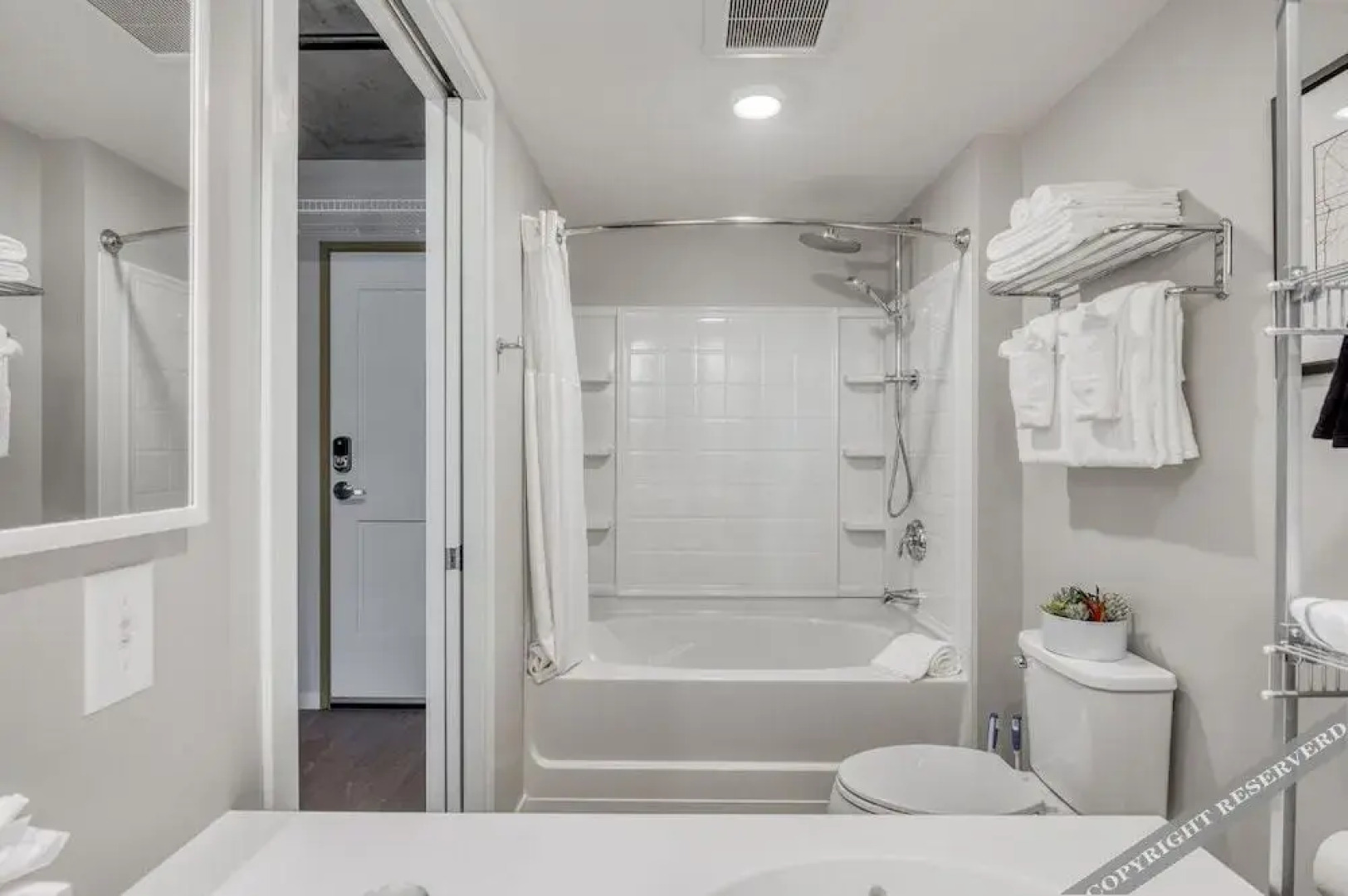 Park Avenue Condos by Barsala