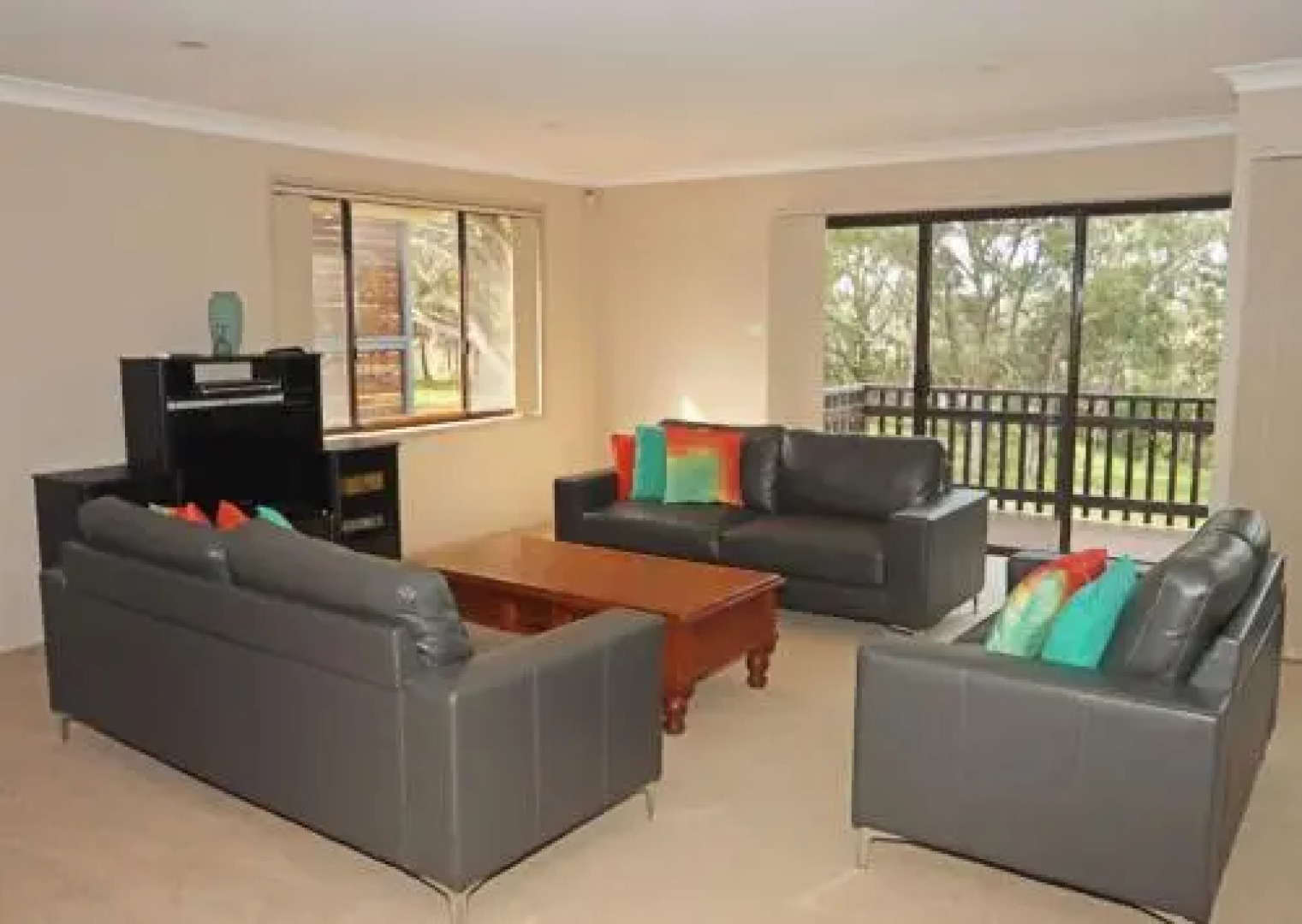 Hill Top Water and Bush Views