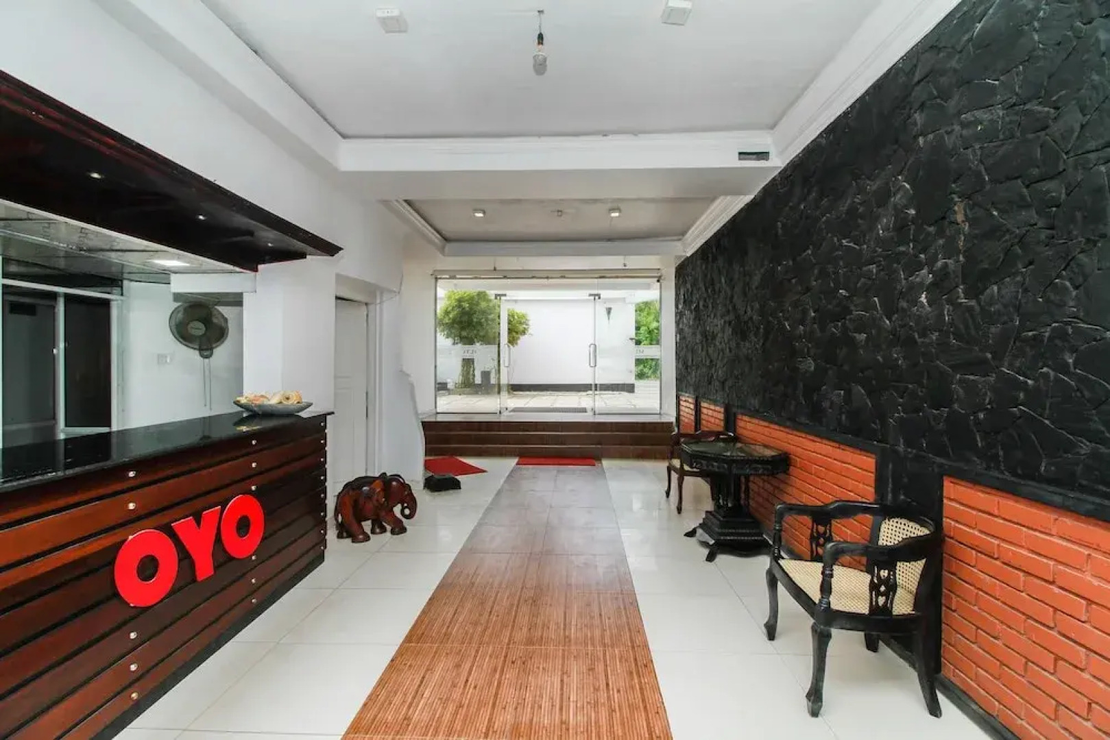 OYO 251 Milton Beach Resort