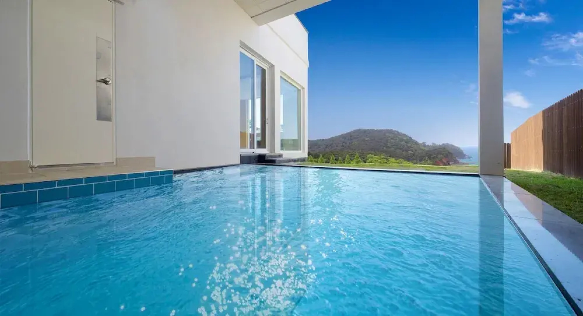 The Mare Pool Villa Pension