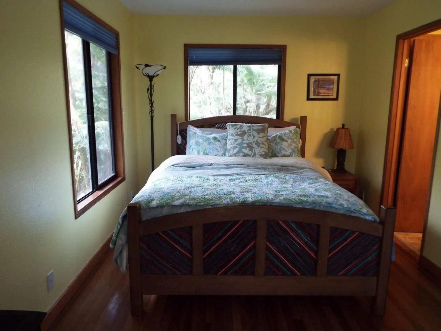 The Guest Cottages @ Volcano Acres Tree House