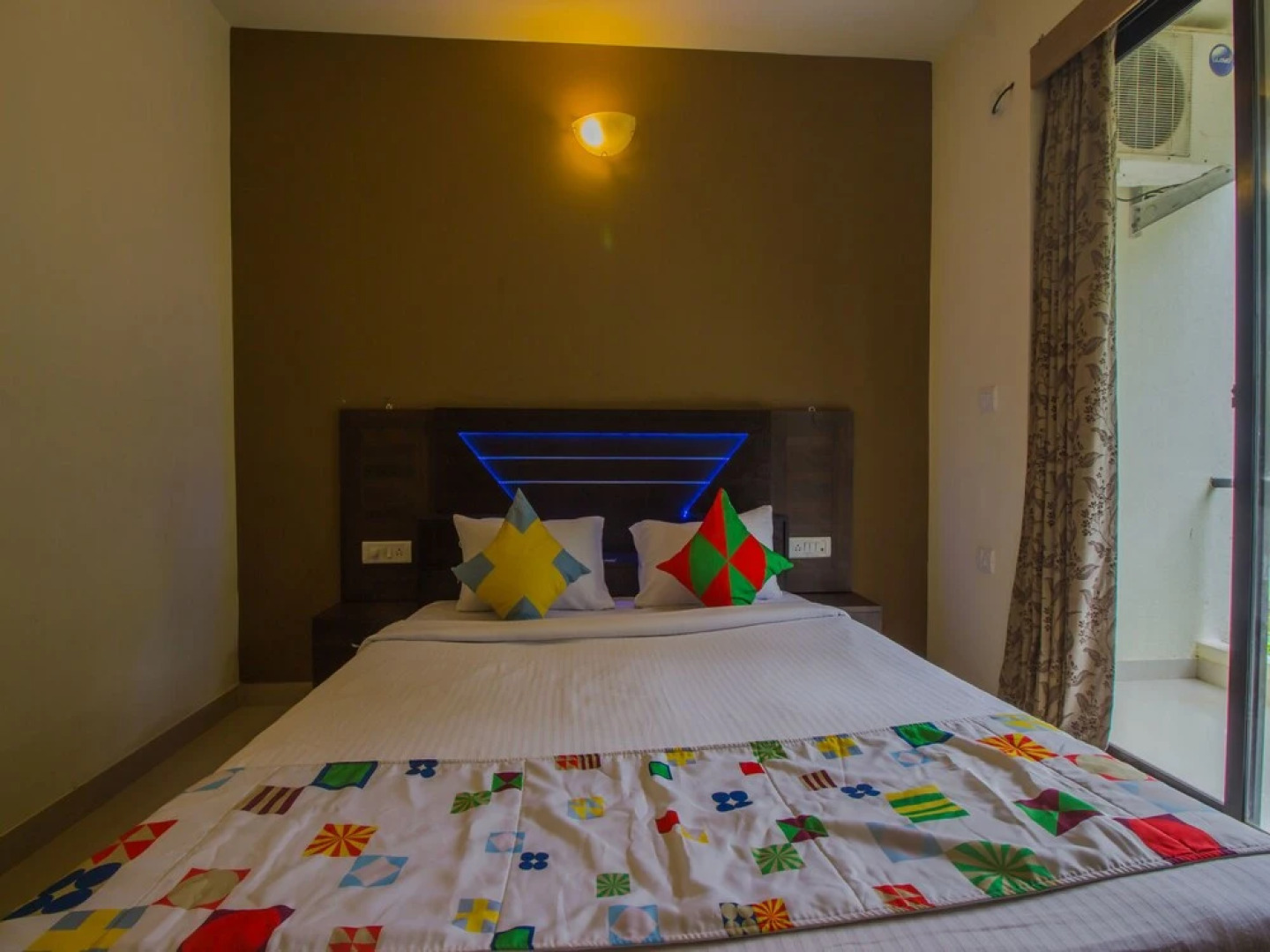 OYO 18731 Home Luxurious 3BHK Villa Assagaon