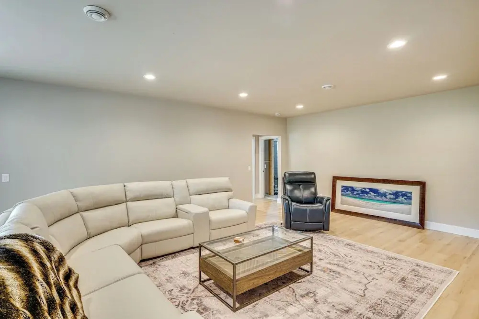 Walk to Beaches + Restaurants: Elkhart Lake Escape