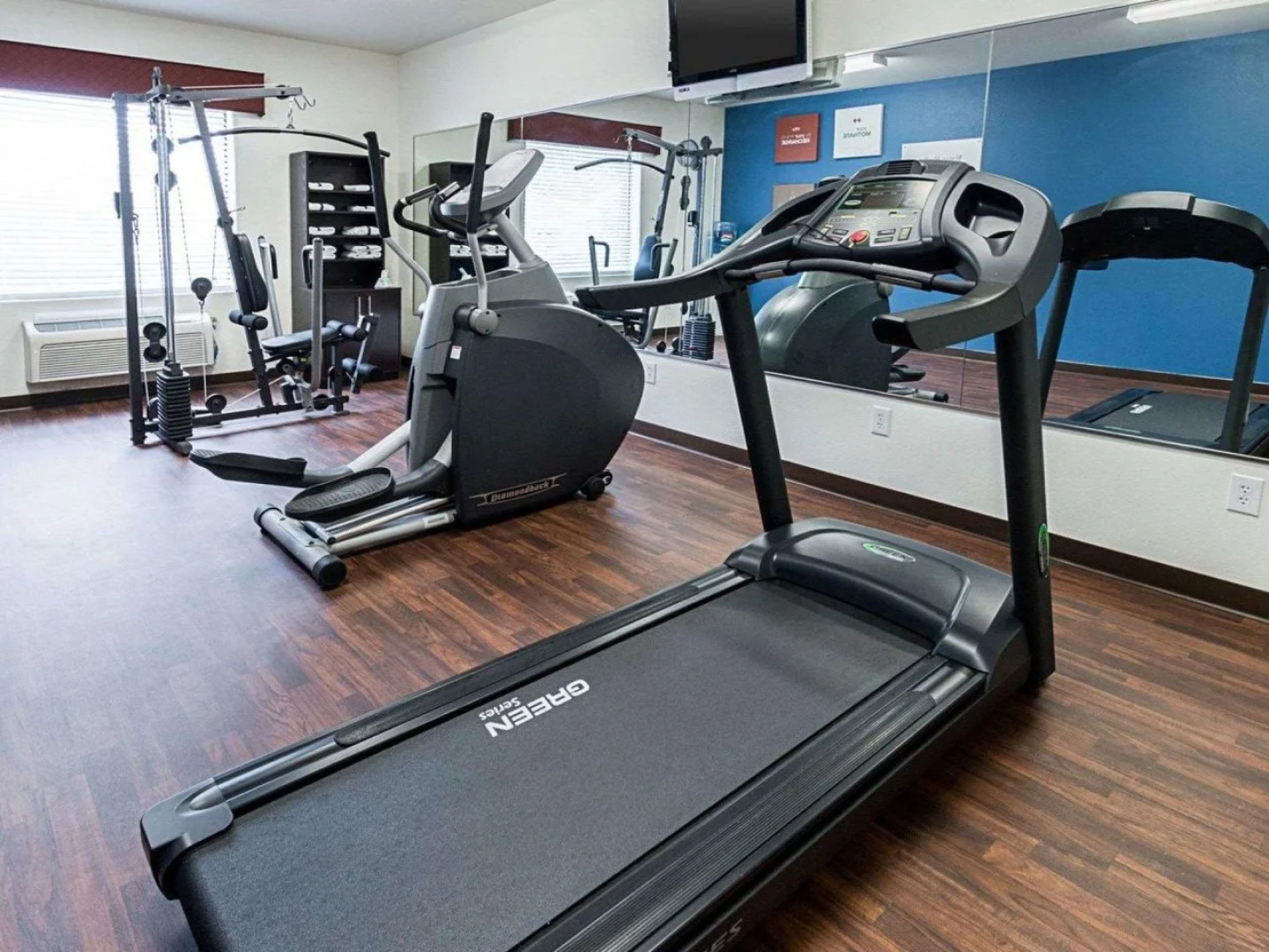 Comfort Suites Ennis