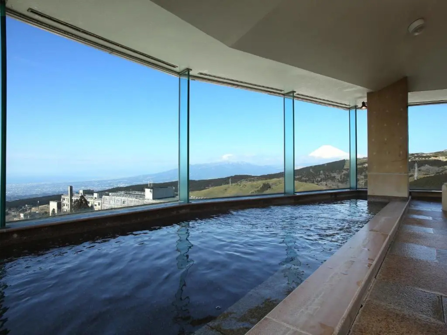 Fuji Hakone Land Schole Plaza Hotel