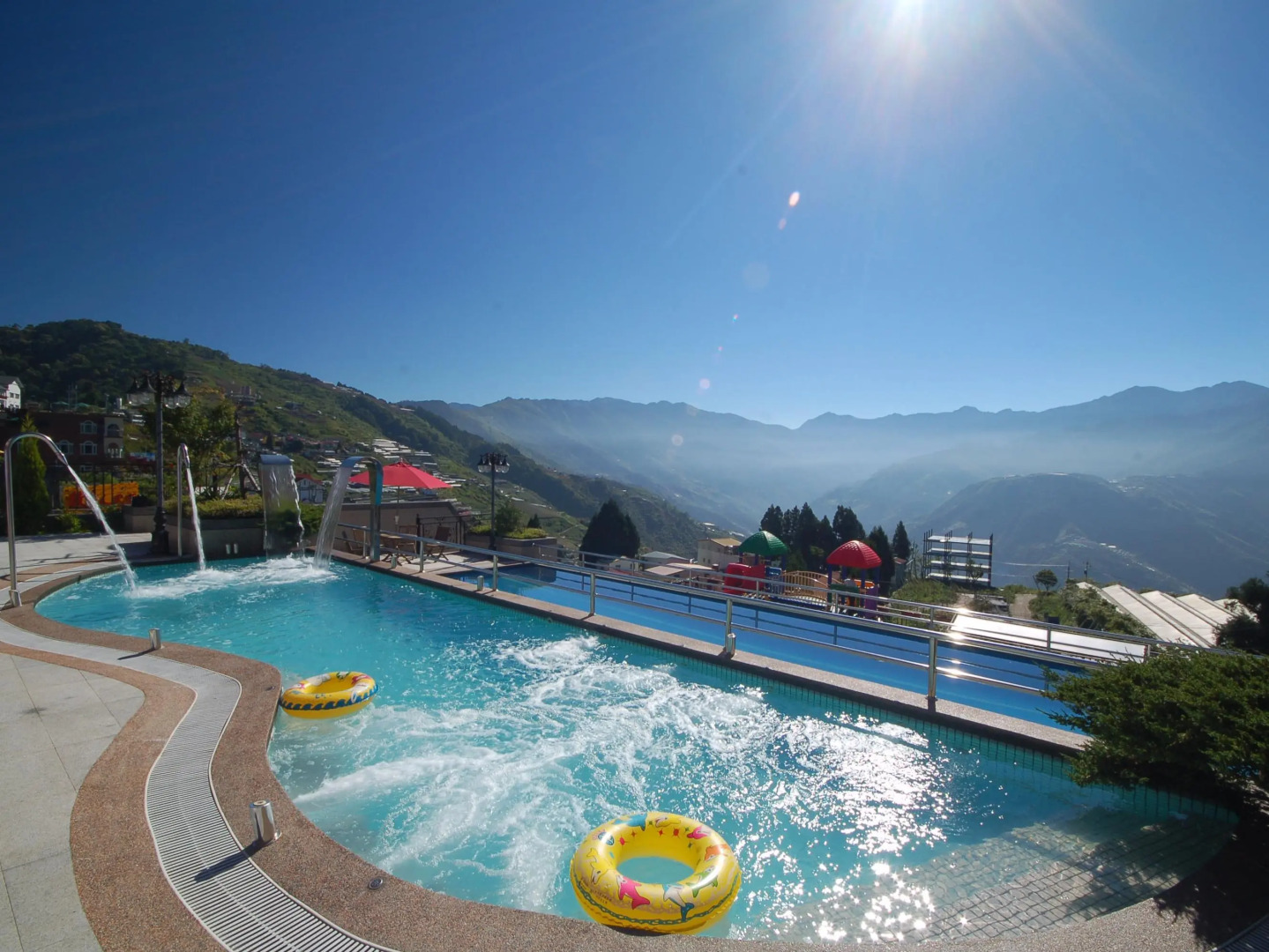 Chun Jing Hillview Villa