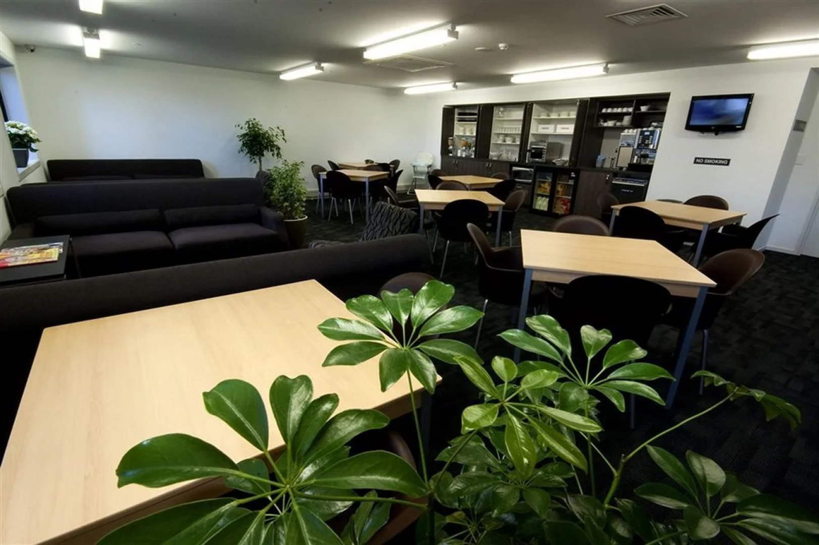 Nesuto St Martins Apartment Hotel