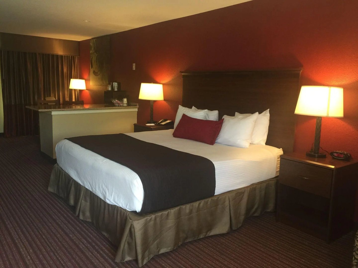 SureStay Plus by Best Western San Antonio Fiesta Inn