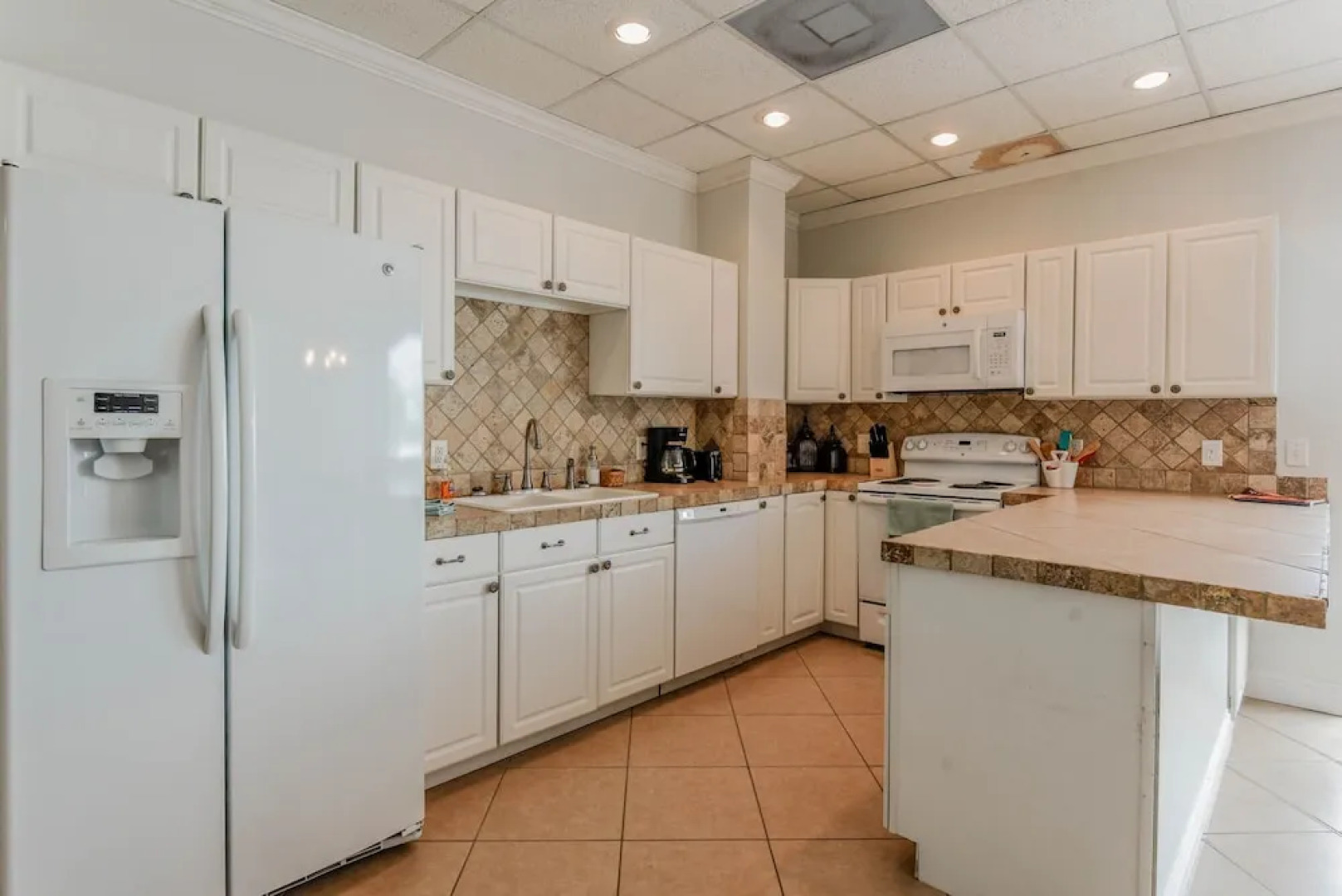 Overlooking The Marina At River Rocks Landing 1 Bedroom Condo