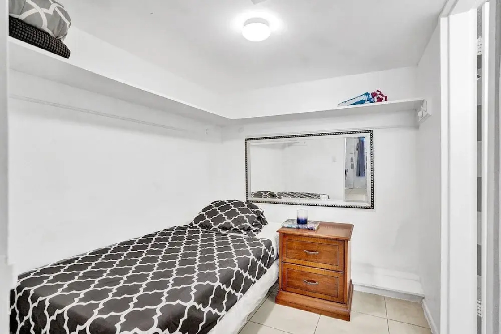 Beautiful Cozy 1br Apartment Walk From The Ocean!