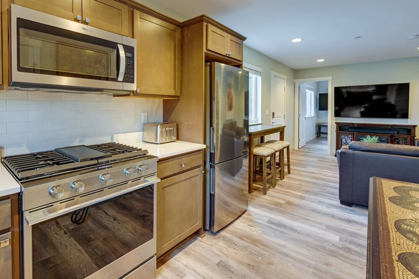 Modern Seatac Gem w/ Fireplace & Smart Tvs!