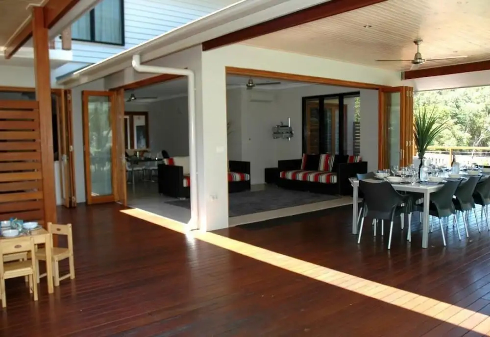 Trito - Luxury Holiday House