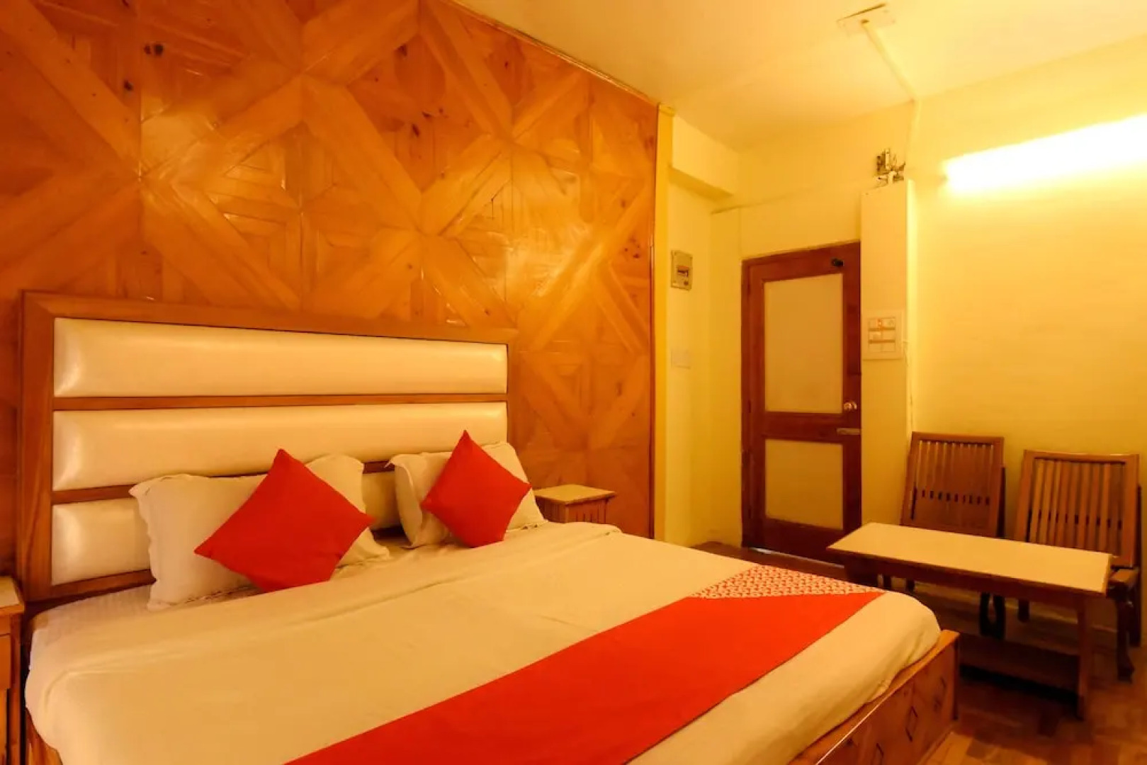 OYO 7341 Hotel Himalayan Hamlet