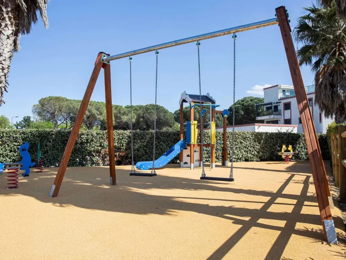 Apartment on Residence Horizon Golf in St. Cyprien