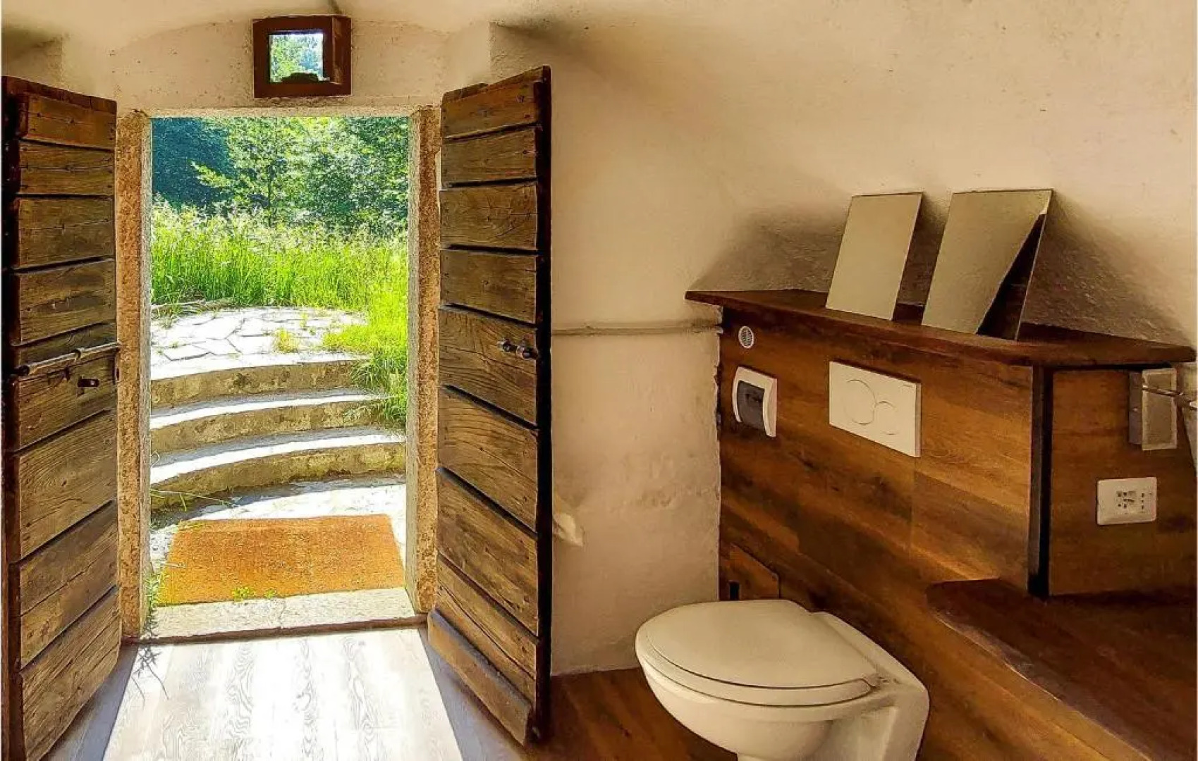 Awesome Home in Artò With