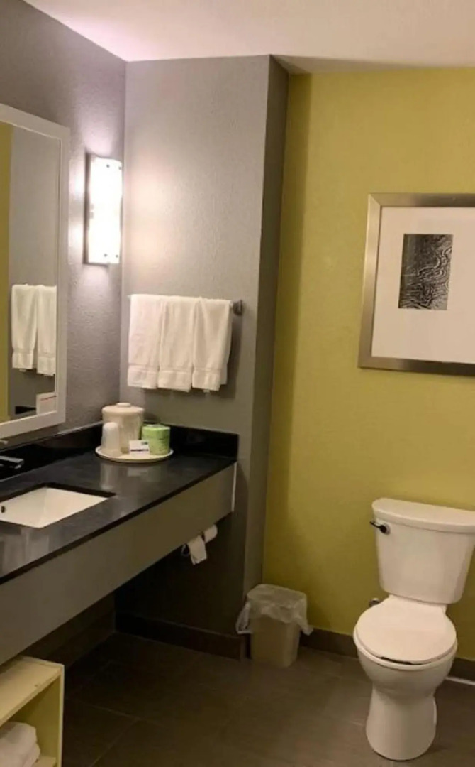 Holiday Inn Express Hotel & Suites, Carlisle-Harrisburg Area by IHG