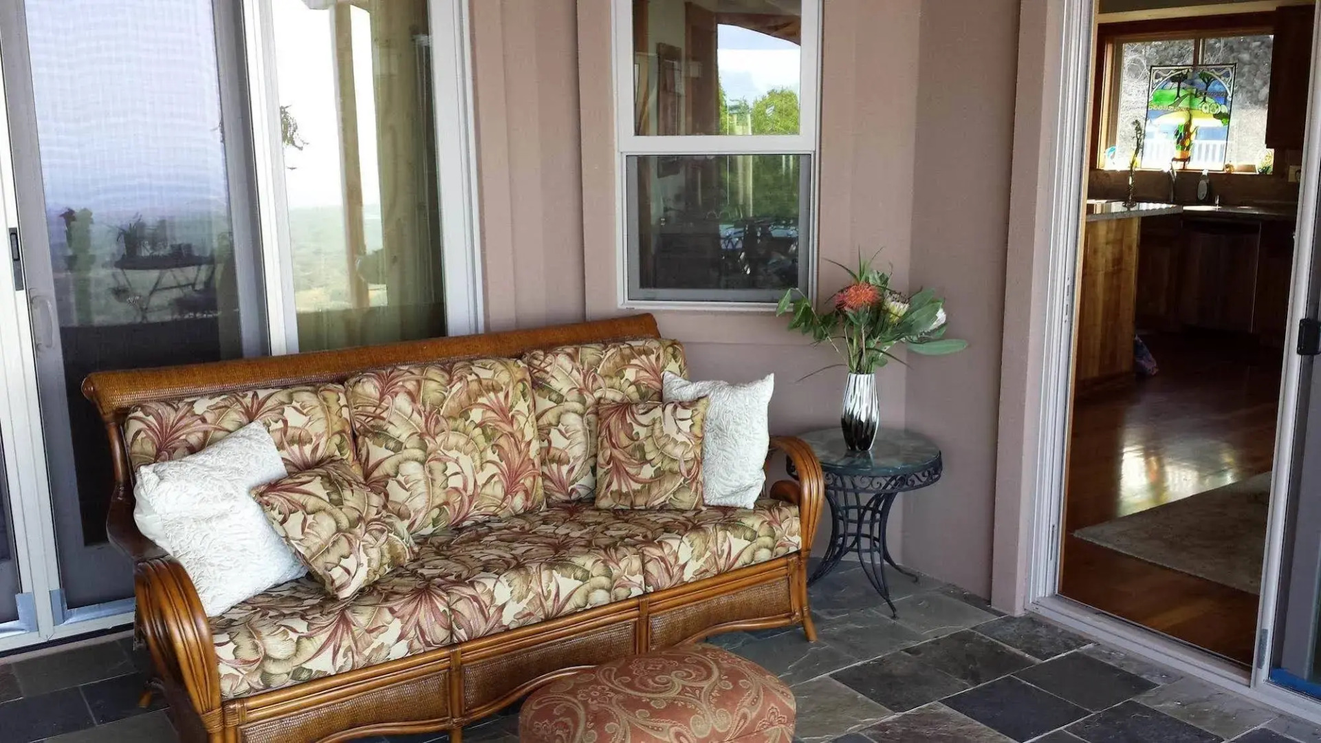 Kona Palace in Captain Cook